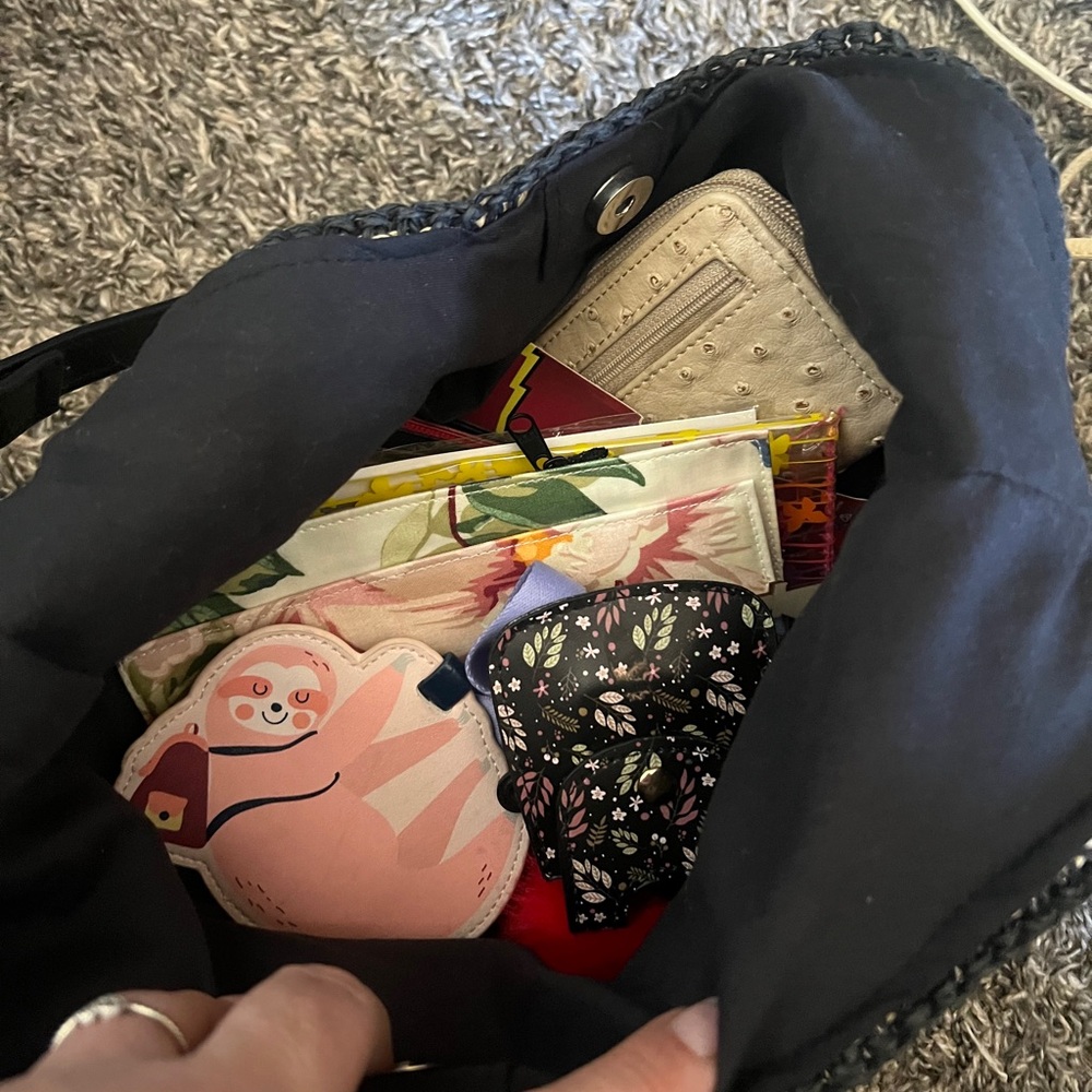 Blue and white straw purse grab bag comes with the 15 mystery items